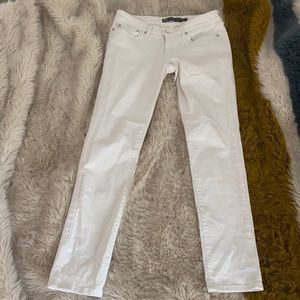 Levi White Jeans